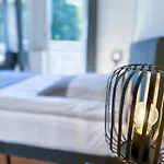 Apartment Executive Stadtwald - S-bahn Direct - 12min Messe - Barrier-free *