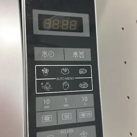 Executive Stadtwald - S-bahn Direct - 12min Messe - Barrier-free 아파트 에센