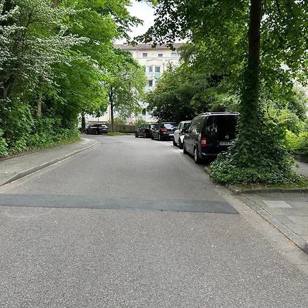 Executive Stadtwald - S-bahn Direct - 12min Messe - Barrier-free Essen