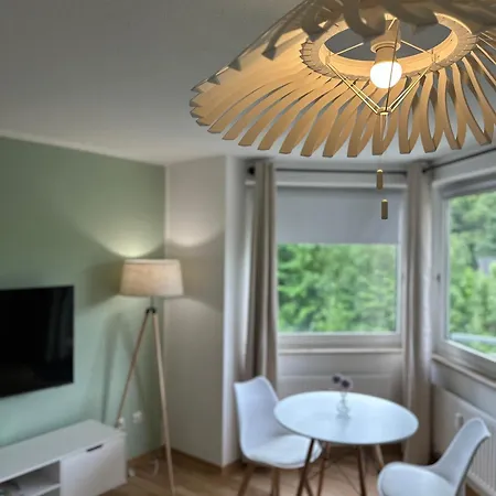 Executive Stadtwald - S-bahn Direct - 12min Messe - Barrier-free 아파트 *