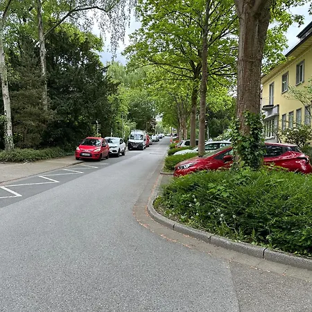 Executive Stadtwald - S-bahn Direct - 12min Messe - Barrier-free Appartement *