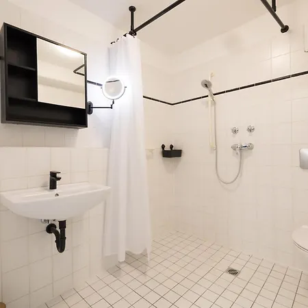 아파트 Executive Stadtwald - S-bahn Direct - 12min Messe - Barrier-free 에센