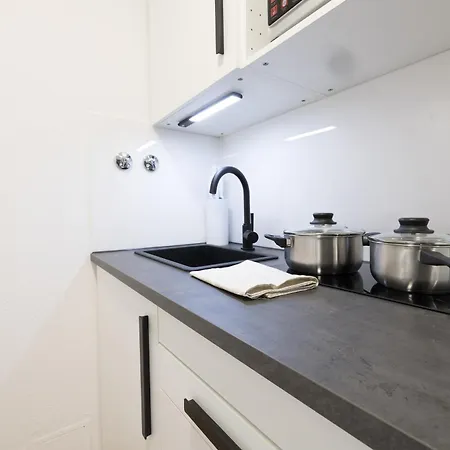 Executive Stadtwald - S-bahn Direct - 12min Messe - Barrier-free Essen