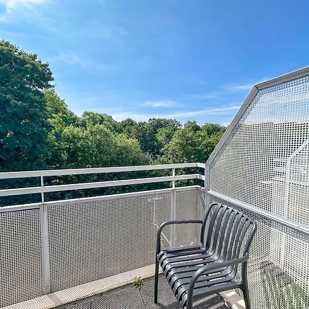 Executive Stadtwald - S-bahn Direct - 12min Messe - Barrier-free Appartement Essen