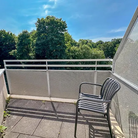 Apartament Executive Stadtwald - S-bahn Direct - 12min Messe - Barrier-free