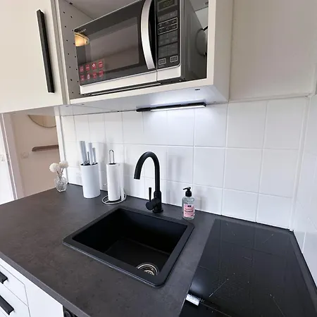 Apartament Executive Stadtwald - S-bahn Direct - 12min Messe - Barrier-free Essen
