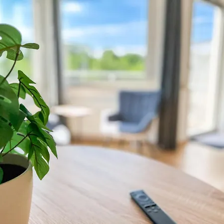 Executive Stadtwald - S-bahn Direct - 12min Messe - Barrier-free Appartement *