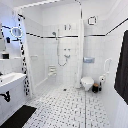 Apartament Executive Stadtwald - S-bahn Direct - 12min Messe - Barrier-free Essen