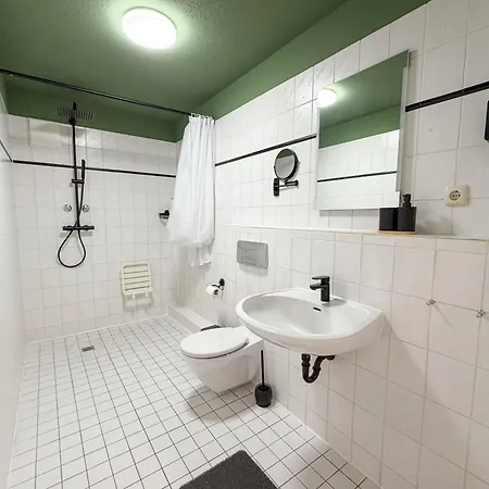 Appartement Executive Stadtwald - S-bahn Direct - 12min Messe - Barrier-free Essen