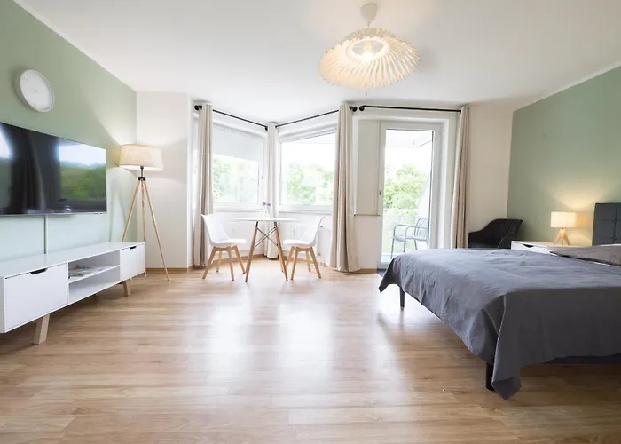 Appartement Executive Stadtwald - S-bahn Direct - 12min Messe - Barrier-free *