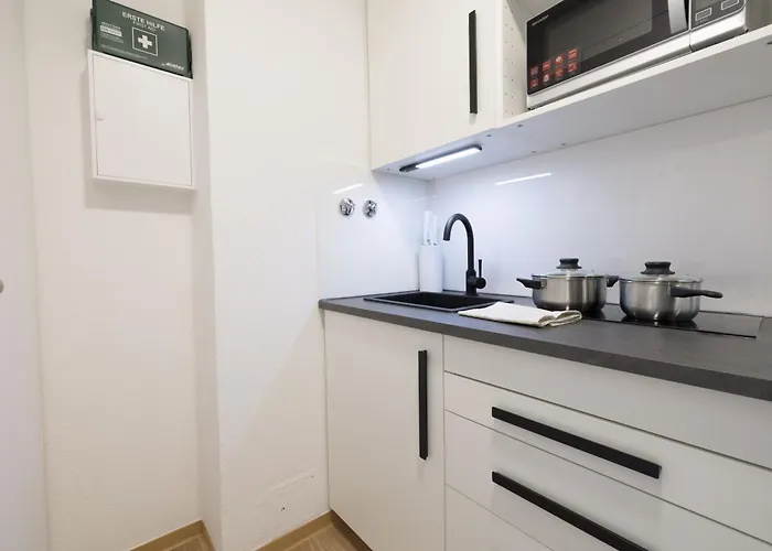 Executive Stadtwald - S-bahn Direct - 12min Messe - Barrier-free *