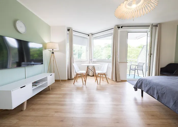 Executive Stadtwald - S-bahn Direct - 12min Messe - Barrier-free Appartement