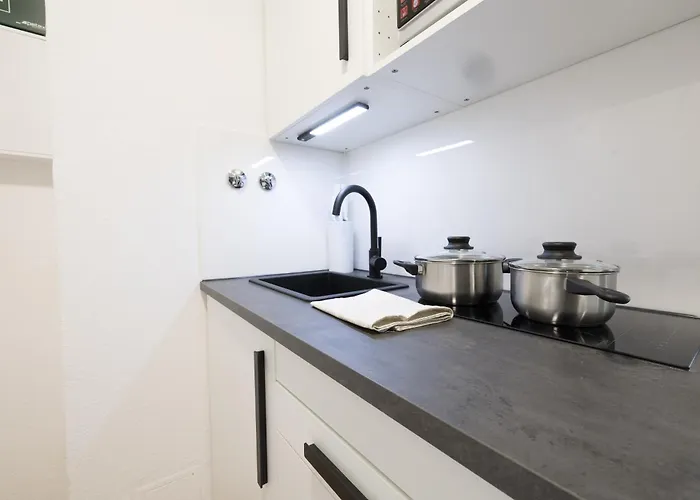 Executive Stadtwald - S-bahn Direct - 12min Messe - Barrier-free Essen