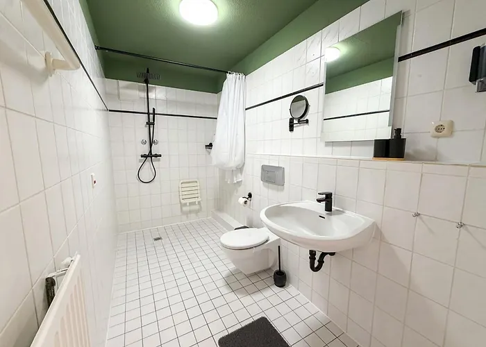 Executive Stadtwald - S-bahn Direct - 12min Messe - Barrier-free