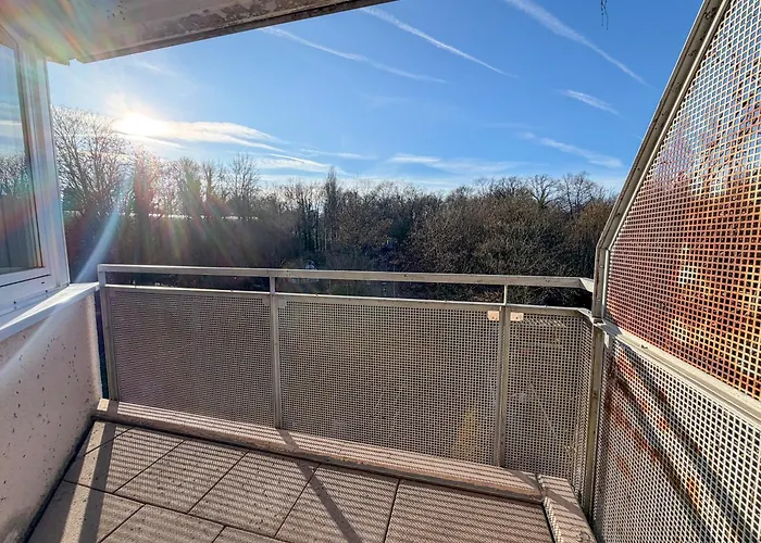 Executive Stadtwald - S-bahn Direct - 12min Messe - Barrier-free Appartement Essen